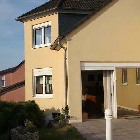 Feyen In アパート トリーア